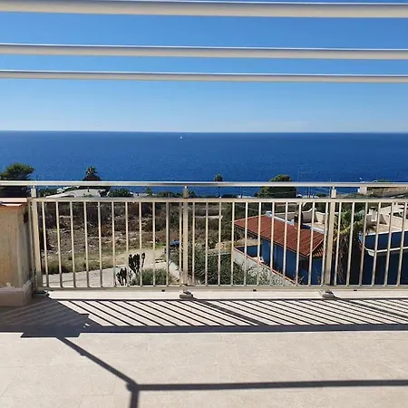 - Plemmirio Villa *