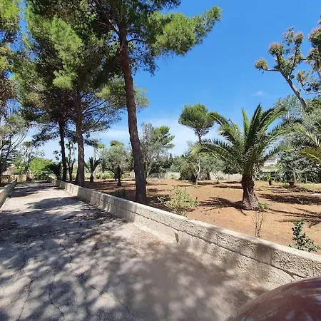 - Plemmirio Vila Syracuse