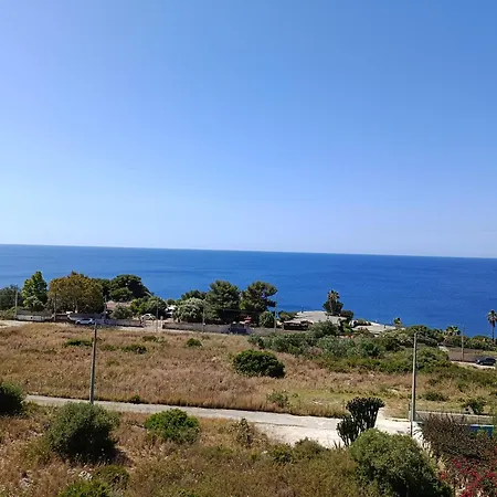- Plemmirio Vila *